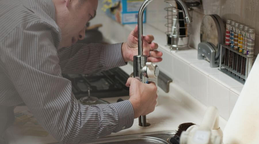 Professional emergency plumbing in Vida, MT